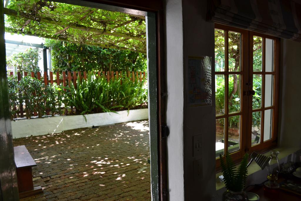 Old Mill Guest House Swellendam Exteriör bild